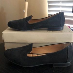 Women’s flats
